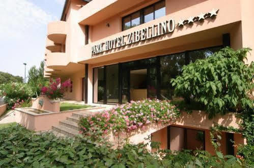 Park Hotel Zibellino Кастильоне дела Пеская Екстериор снимка